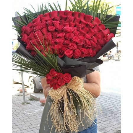 Vip 151 adet gül buketi